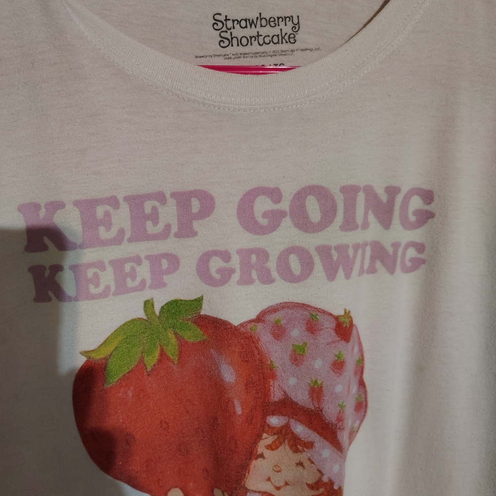 Kids T-Shirt - Cream with Pink and Red Design - Picture 8 of 10